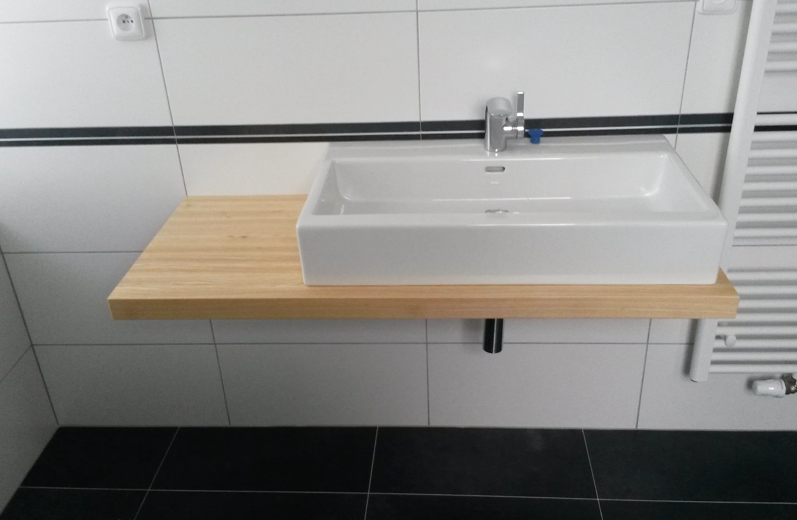 deska pod umyvadlo